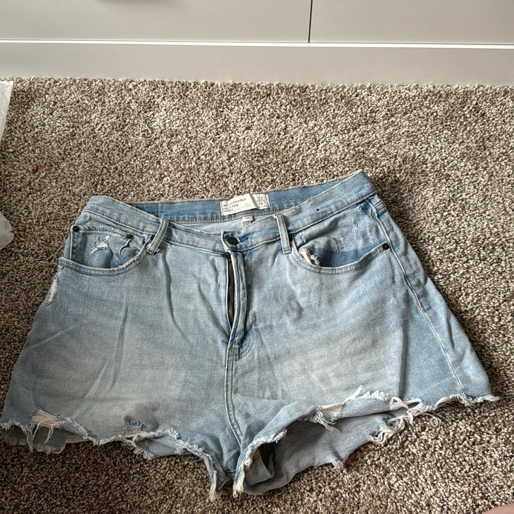 Abercrombie curve love jean shorts Very stretchy
